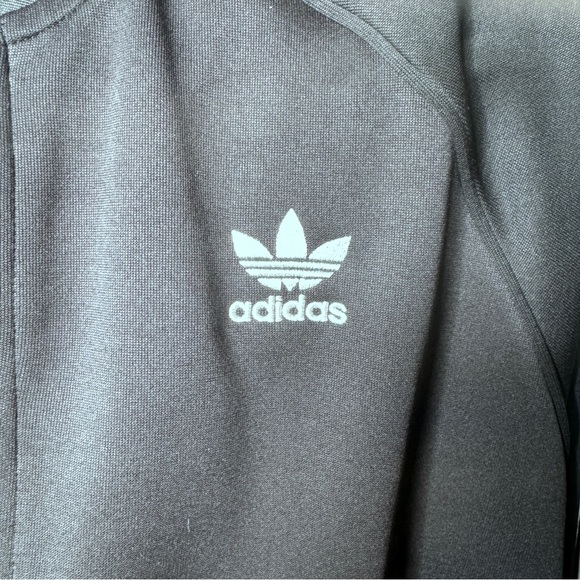 Adidas Men's Warm-Up Tricot Regular 3-Stripes Track Jacket, Black/White / L - Picture 6 of 6